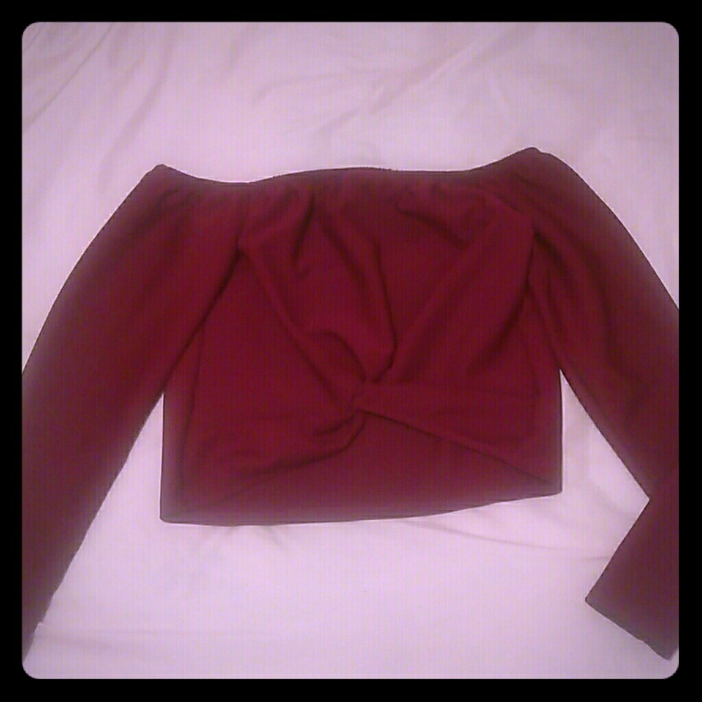 Rebdolls Off the shoulder crop top